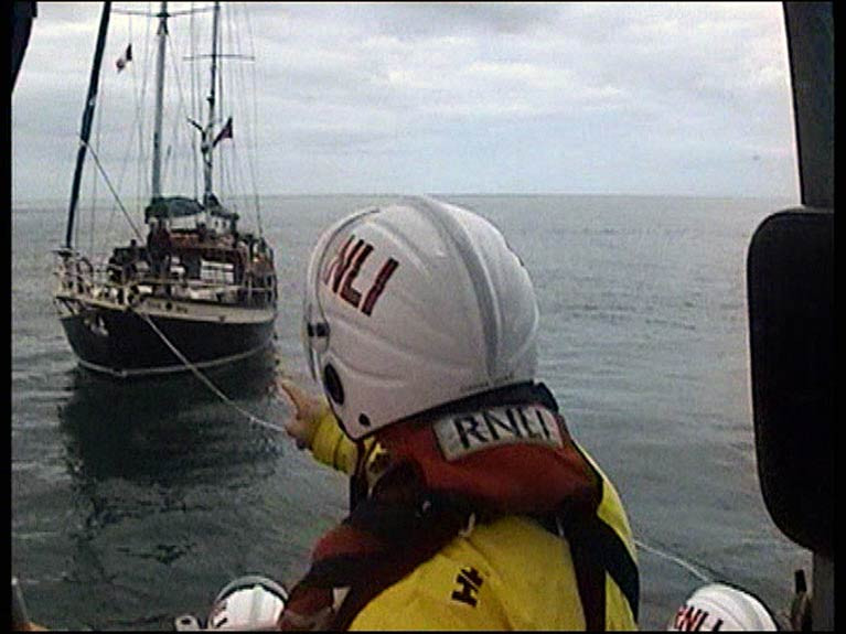 Wicklow RNLI Launch to Assist Yacht with Mechanical Problems