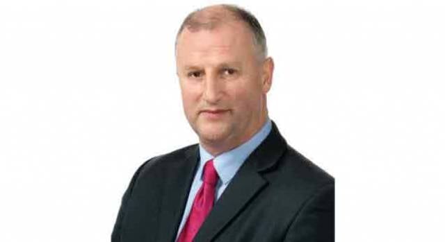 Victor Boyhan – the Independent Senator has called on Minister for Transport Shane Ross, who has overall government responsibly for national ports policy to make a decision on the future governance of Dun Laoghaire harbour.