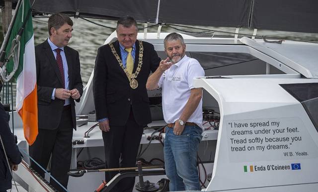 Dr Peter Heffernan Chief Executive (Marine Institute), Lord Mayor of Dublin Brendan Carr with Enda O'Coineen, skipper of the Irish Vendee Globe bid, the Kilcullen Voyager 