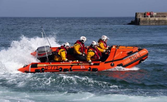 Newcastle Lifeboat Launches To Drifting Cruiser