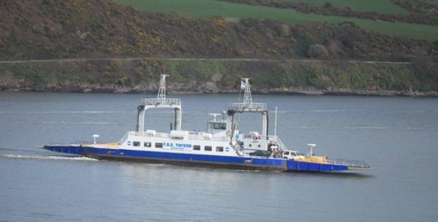 Passage East Ferry – along with 28 vehicles, the ferry can carry up to130 passengers, connecting Waterford City with the Hook Peninsula in Wexford