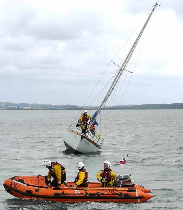 A yacht went aground near the Fort sandbank at the entrance to Wexford Harbour