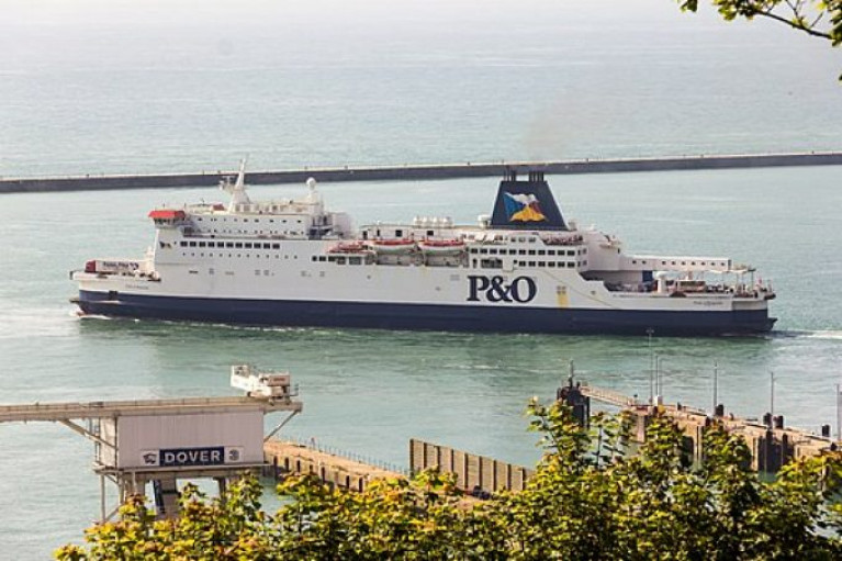 P&O's Pride of Burgundy departing the Port of Dover