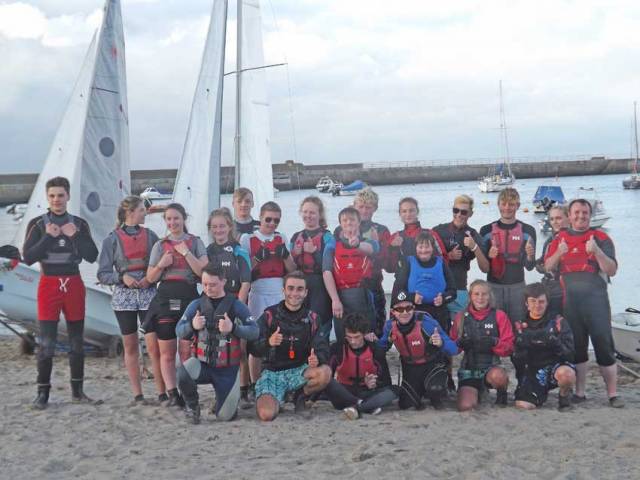 Bray Sailing Club members mingle with Lakers trainees during last week’s Try Sailing course