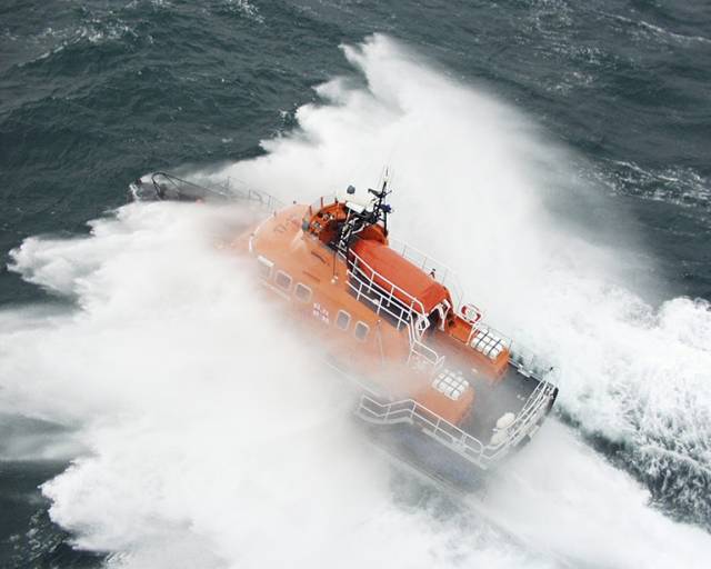 Arranmore RNLI in County Donegal launched in the early hours of this morning