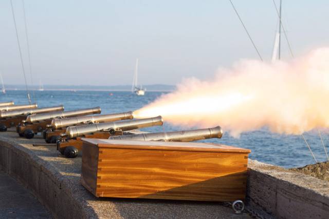 Start cannons at the Royal Yacht Squadron, Cowes