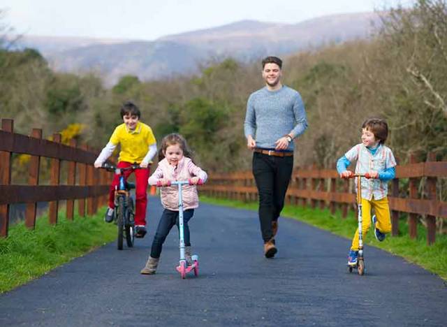 Pictured on the Waterford Greenway ahead of the official opening of the longest off-road walking and cycling experience in Ireland is Mayor of Waterford, Cllr Adam Wyse along with Joshua Moran-Davy (10), Leah Moran-Saunders (5) and Reuben Moran-Davy (7) from Passage East, Co Waterford