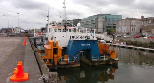 Water injection dredger 'Jetsed' pictured in 2014 which returned to Cork this month for further dredging works. Afloat adds that another much larger Dutch flagged dredger, Volvox Olympia is also involved in such operations but downriver of the natural harbour. 