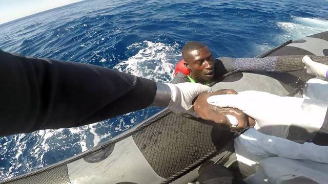 The Irish Naval Service carried out a recent rescue off migrants off Libya 