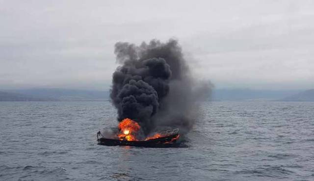 The motor cruiser was on a passage from Cahersiveen Marina to Dingle harbour off the County Kerry coast when the engine caught fire