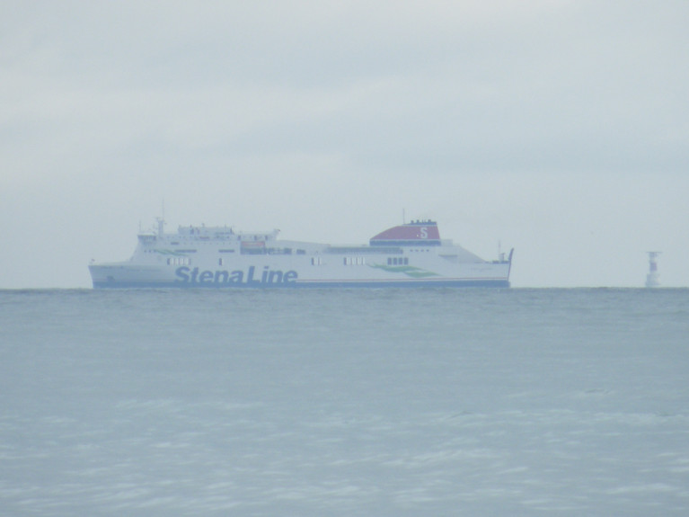 RoPax ferry Stena Horizon has been stuck off the north Wales coast while at anchor off Moelfre on Anglesea for several days due to a Covid19 outbreak. Afloat adds Stena Horizon normally operates Rosslare-Cherbourg duties, however according to NorthWalesLive the ropax is to return to Wexford on Thursday (for more see below). Above AFLOAT's file photo of the ropax repositioning from Rosslare to Dublin Port, noting on the horizon the Kish Bank Lighthouse. 