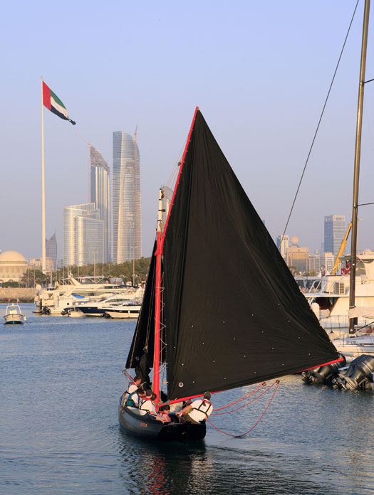 Nora Bheag in Abu Dhabi