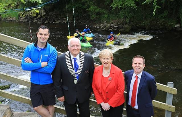 White water Opportuntites on the Shannon Erne Blueway with members of Cavan Canoe Club and Karl Henry, Cathoirleach Paddy Smith, Minister Heather Humphreys and Garret Mc Grath Waterways Ireland