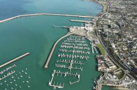 Dun Laoghaire Harbour - Dun Laoghaire Rathdown County Council is seeking expert advice on the &#039;development of the harbour for the benefit of its citizens&#039;