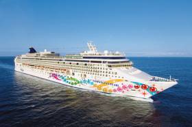 Norwegian Pearl a &#039;Jewel &#039; class cruiseship is to make a maiden anchorage call off Dun Laoghaire Harbour in season 2019
