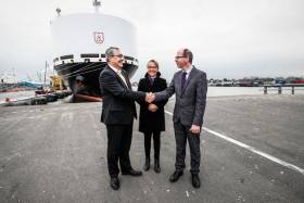 French Minister for Transport Elisabeth Borne in Dublin Witnesses French &amp; Irish Ports MoU