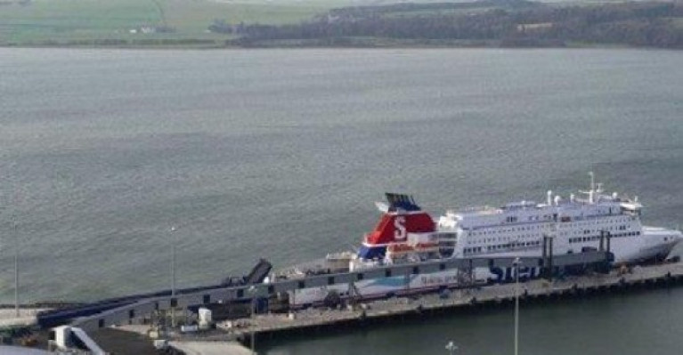 More than 800,000 vehicles and 1.75 million passengers a year travel on the Cairnryan-Northern Ireland routes. 