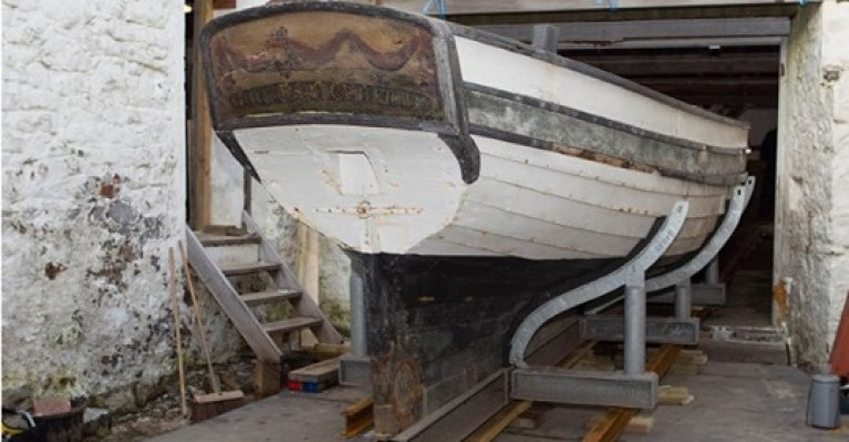 The Isle of Man Government (Tynwald) has agreed to work with Manx National Heritage to return the armed schooner 'Peggy' to the Nautical Museum in Castletown