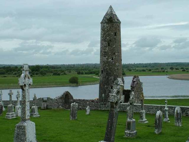 Offaly’s Shannon Waterways boast many treasures including the religious, cultural & historically significant site of Clonmacnoise