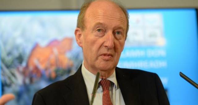 Shane Ross identified the Irish, UK and French ports, in particular Dublin, Rosslare, Dover in England and Calais in France, the main “pinch-points” where delays would emerge.