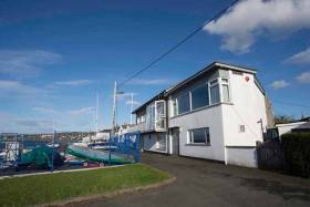 A friendly place, though with a drying anchorage, Holywood Yacht Club (founded 1862) is the oldest on Belfast Lough