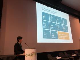 Dr Rosa Mari presenting the ESPO environmental report 2019 at the GreenPort Congress in Oslo, Norway