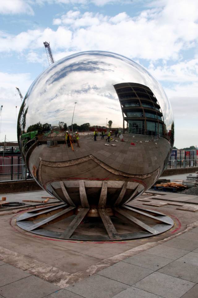 Dublin Port Company is a step closer to opening up its surrounds to the public following the installation of a four tonne Stainless Steel Ball