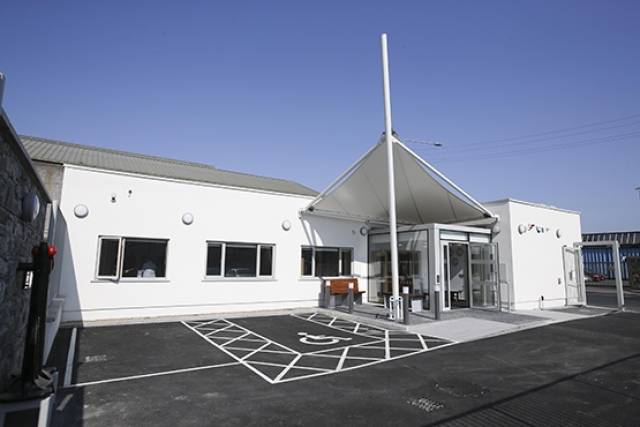 Dublin Port Company has invested €500,000 in a new Seafarers’ Centre at Dublin Port. Housed in the former Odlums workers’ canteen, the Centre provides vital services to sailors docking at the port under the care of the Mission to Seafarers (The Flying Angel) and the Catholic Apostleship of the Sea (Stella Maris)