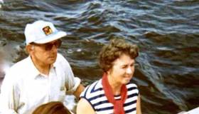 The late Pat O’Rourke being instructed in motor-boat handling by her husband Jack during a Shannon cruise in 1971