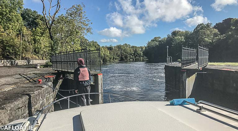 Lock &amp; bridge passage is available on the Shannon Navigation