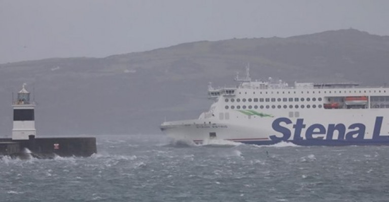Stena Estrid AFLOAT adds departing this morning from Holyhead on the Irish Sea route to Dublin Port. The new leadship E-Flexer class ferry this afternoon is to complete a maiden round trip voyage to its north Wales homeport, albeit delayed due to Storm Brendan. 