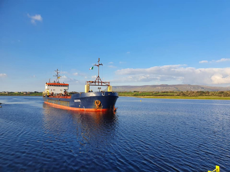 Cameroon flagged cargoship Sheksna which departed Africa with aggregates arrived into the Port of Sligo this week with the scenic backdrop of Benbulbin. Only last month the north-west port saw a new cargo in the form of 'smokeless' coal from the Arigna plant exported to the UK. 