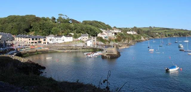 Glandore as it can be when summer arrives. This weekend sees its well-established biennial Maritime Summer School include an expert presentation by Vincent O’Shea of Met Eireann on Ireland’s Atlantic weather.