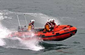Fethard RNLI&#039;s D-class lifeboat in action