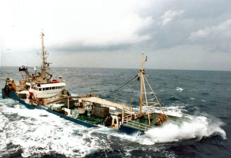 Deep sea trawler ploughs into heavy weather 