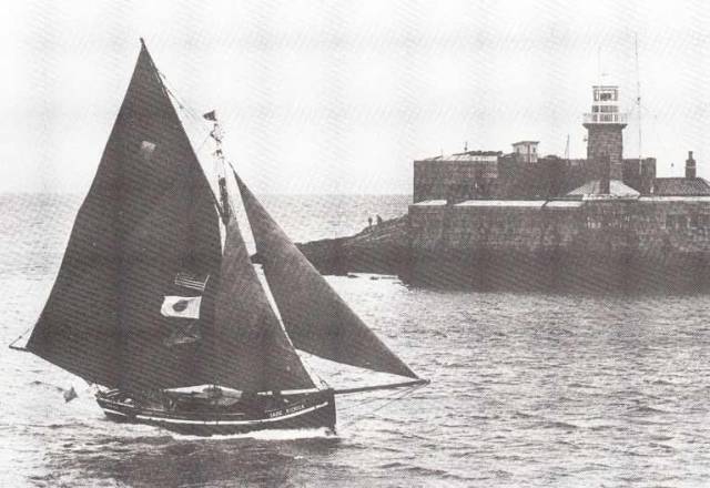 Paddy Barry’s Galway hooker St Patrick returns to Dun Laoghaire in 1986 after her pioneering Transatlantic voyage from Ireland to Boston and New York