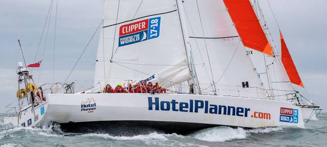 Clipper Race Fleet Rides The Gulf Stream Rollercoaster