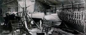 The Tyrrell Yard in Arklow in the 1960s, with a variety of craft under construction, including a pilot cutter. And just to add an extra something special, it’s highly likely that is Francis Chichester’s Gipsy Moth III nearing completion at the centre of the photo