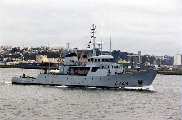 Leadship of namesake class, Léopard is one of five sister training ships visiting Dublin this weekend 
