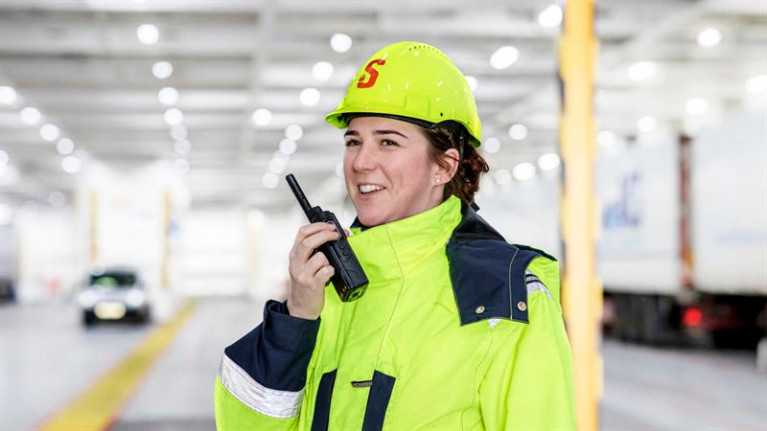 Shortage of skilled seafarers in the shipping sector due to Brexit and Pandemic, requires women to take up a career says Stena Line. Among them is Captain Lynette Bryson, Master of the Stena Adventurer on the Dublin-Holyhead route. The Ireland-Wales link is also operated by Stena Estrid.