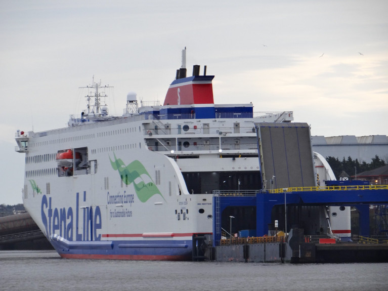 EU says customs checks and controls on some goods from mainland Britain required. Above AFLOAT adds is an Irish Sea serving 'new' ferry Stena Edda which entered service in March on the Northern Ireland-Britain route between Belfast and Birkenhead (Merseyside) opposite of Liverpool. The Twelve Quays Terminal was upgraded to accommodate the second E-FLexer series ferry built in China which accommodates 1,000 passengers, 120 cars and 3,100 lane metres for freight vehicles.