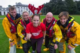 Derval O’Rourke joined RNLI volunteers at the launch of 2016’s Reindeer Runs