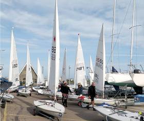Tricky First Laser Dinghy Day for the Howth Frostbites