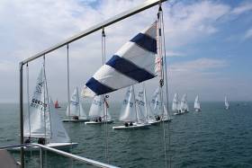 17 Flying Fifteens turned out for Saturday&#039;s DBSC race