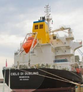 Cielo di Dublino, a bulk-carrier of d&#039;Amico Dry fleet which is headquartered in Dublin  