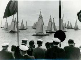   The Dragon was designed by Johan Anker in 1929 as an entry for a competition run by the Royal Yacht Club of Gothenburg, to find a small keel-boat that could be used for simple weekend cruising among the islands and fjords of the Scandinavian seaboard.