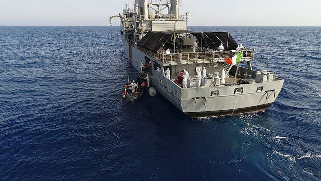The HPV LE Eithne yesterday rescued refugee migrants off Libya during Operation Pontus. Note the addition of the awning covering the HPV's heli-deck, to provide shelter to those rescued from the wind and sunny climate of the Mediterranean.