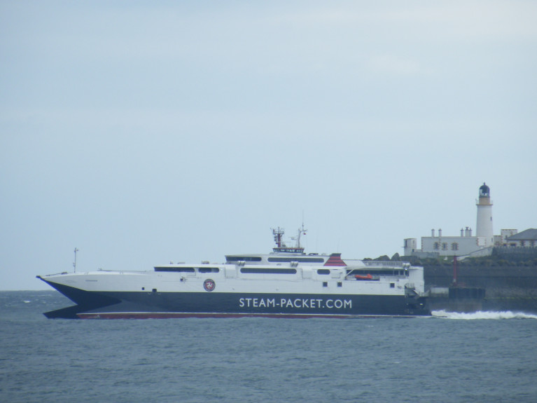 Due to problems currently at Douglas Harbour, the Isle of Man Steam Packet's fast-craft ferry Manannan (above) is to step in for ropax Ben-my-Chree on the Heyham route during a period up to Saturday, 3rd April. For a revised sailing timetable click the operator's link below for latest updates. 