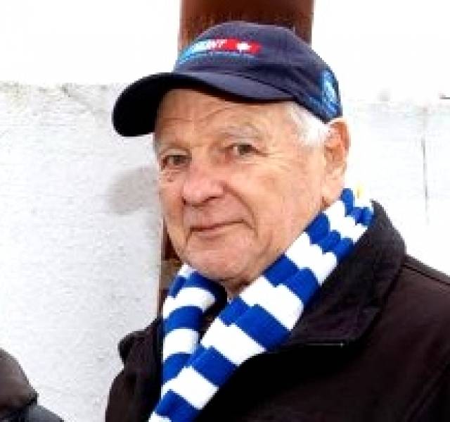 Involved to the end. The late Fred Espey in his eighties, fulfilling his longtime role as President and Chairman of the Sandycove Bathers Association. In addition to his many sailing roles, he was a lifelong swimmer at the Forty Foot, and an experienced diver