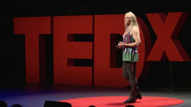 Easkey Britton giving her TEDxDublin talk in 2013